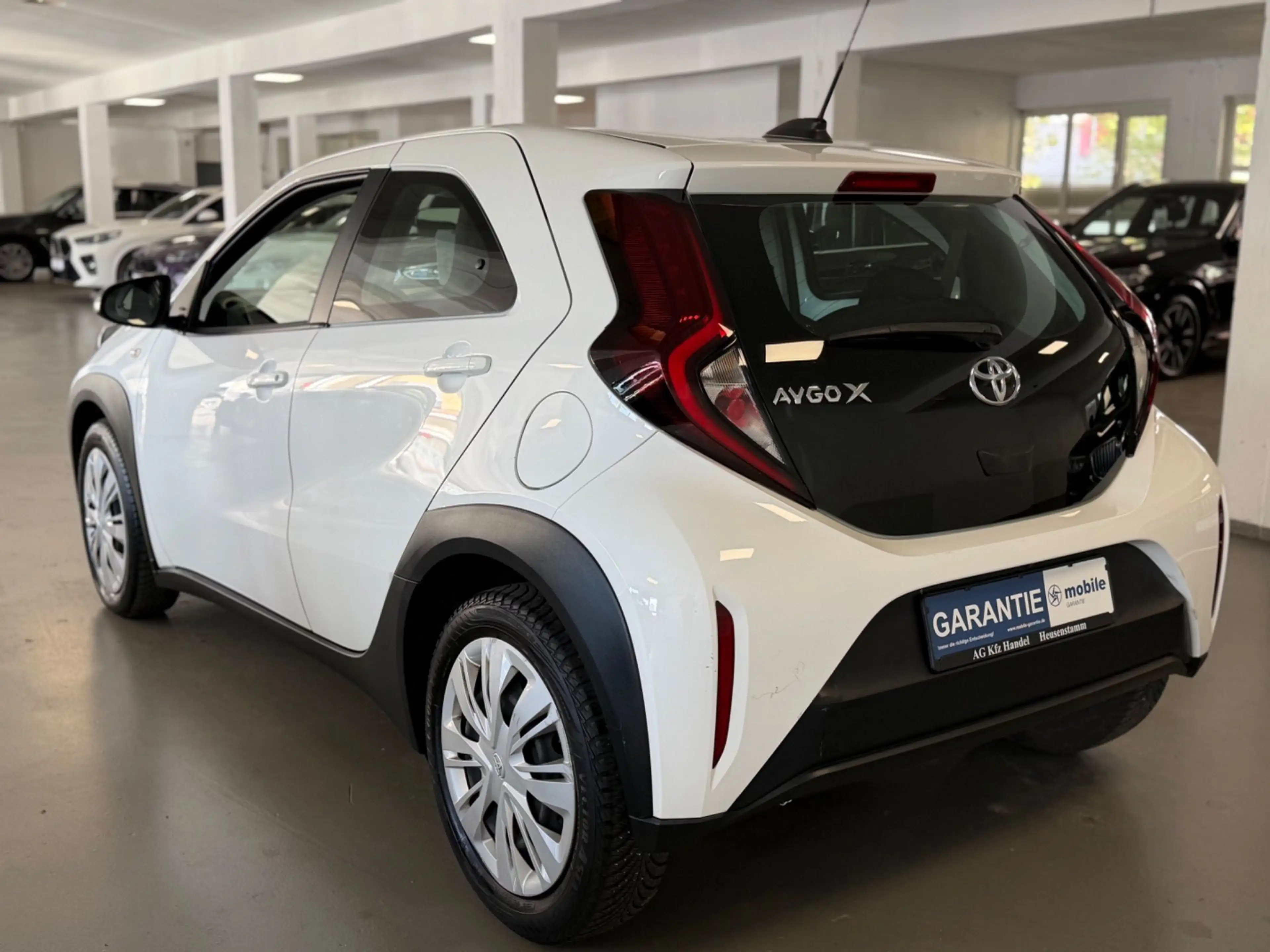 Toyota Aygo X Play CAM/SPUR/APPPLE CAR PLAY/MULTI — photo 6