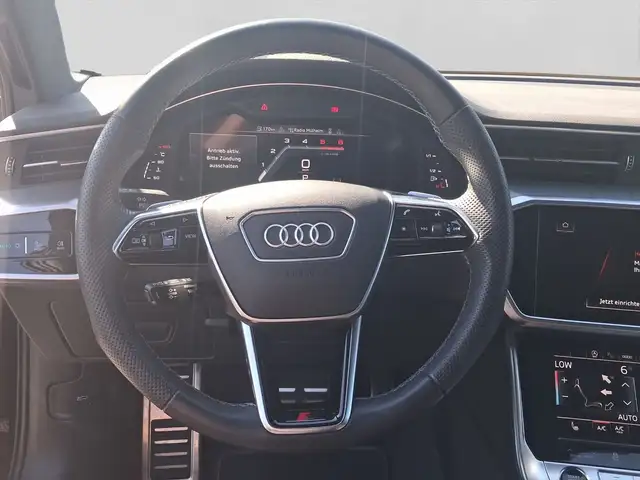 Audi A6 view 9
