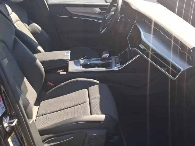 Audi A6 view 4