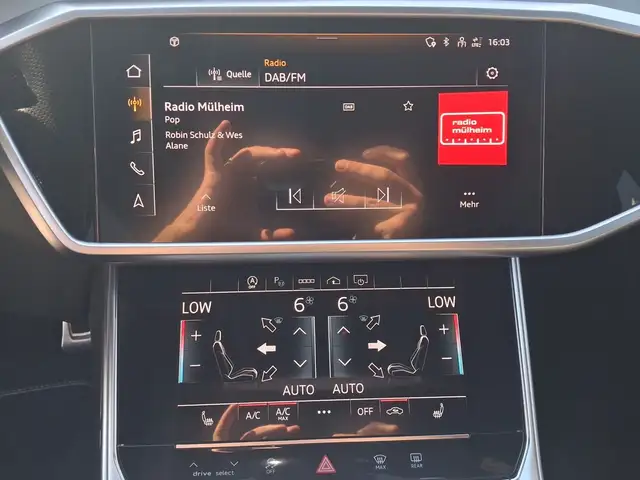 Audi A6 view 12