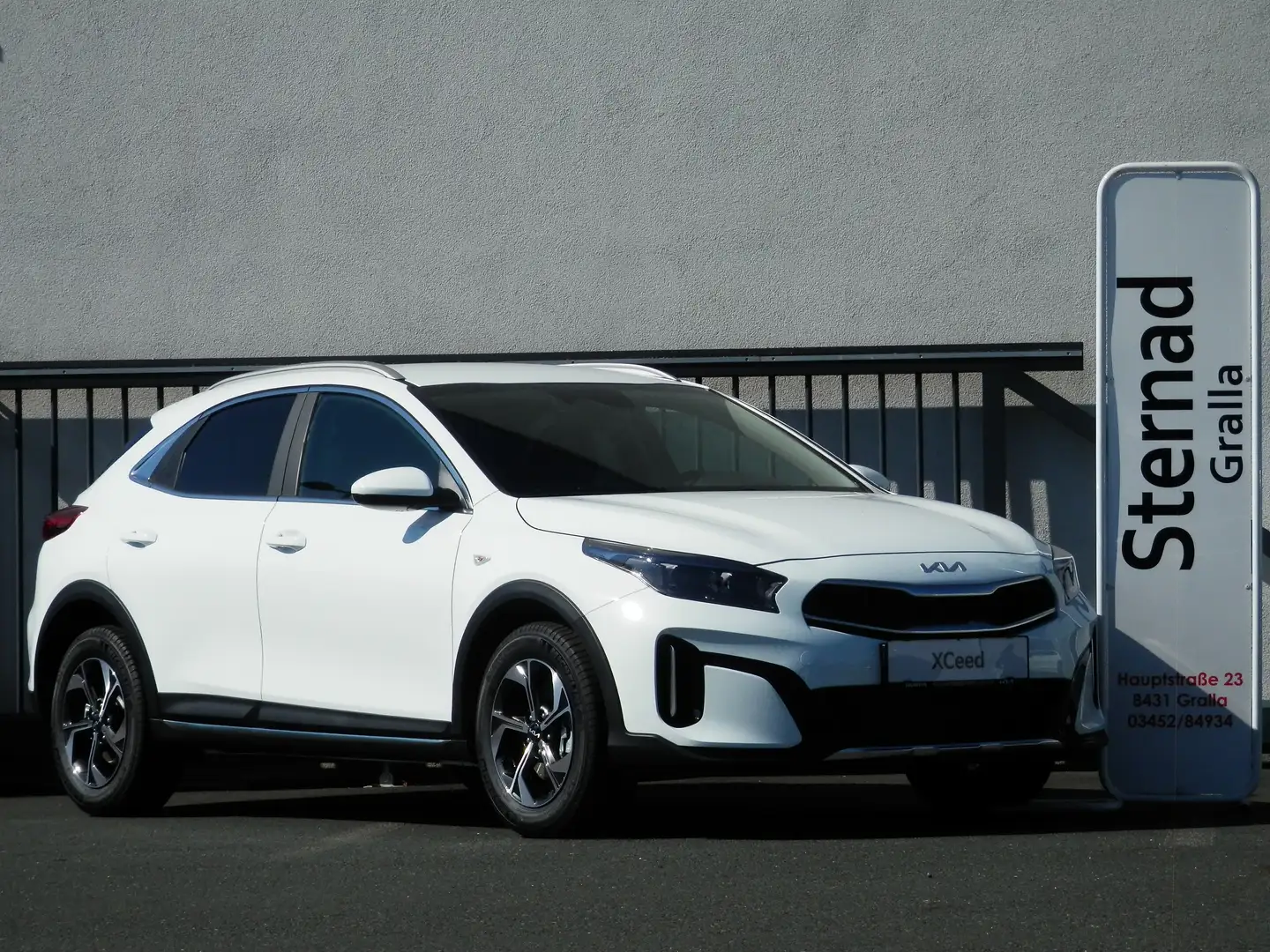 Kia XCeed 1,0 TGDI 48V GPF Silber DCT Weiß - 1