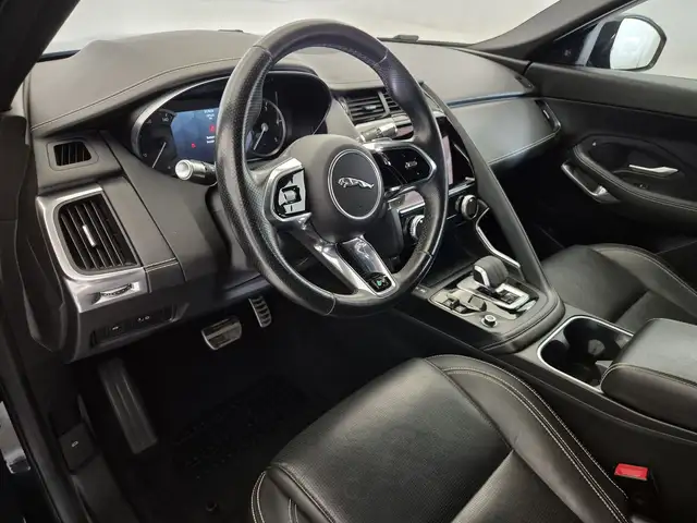 Jaguar E-Pace view 15