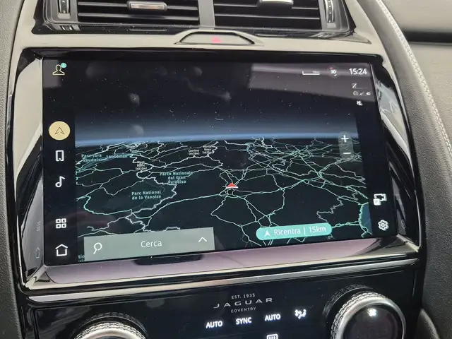 Jaguar E-Pace view 11