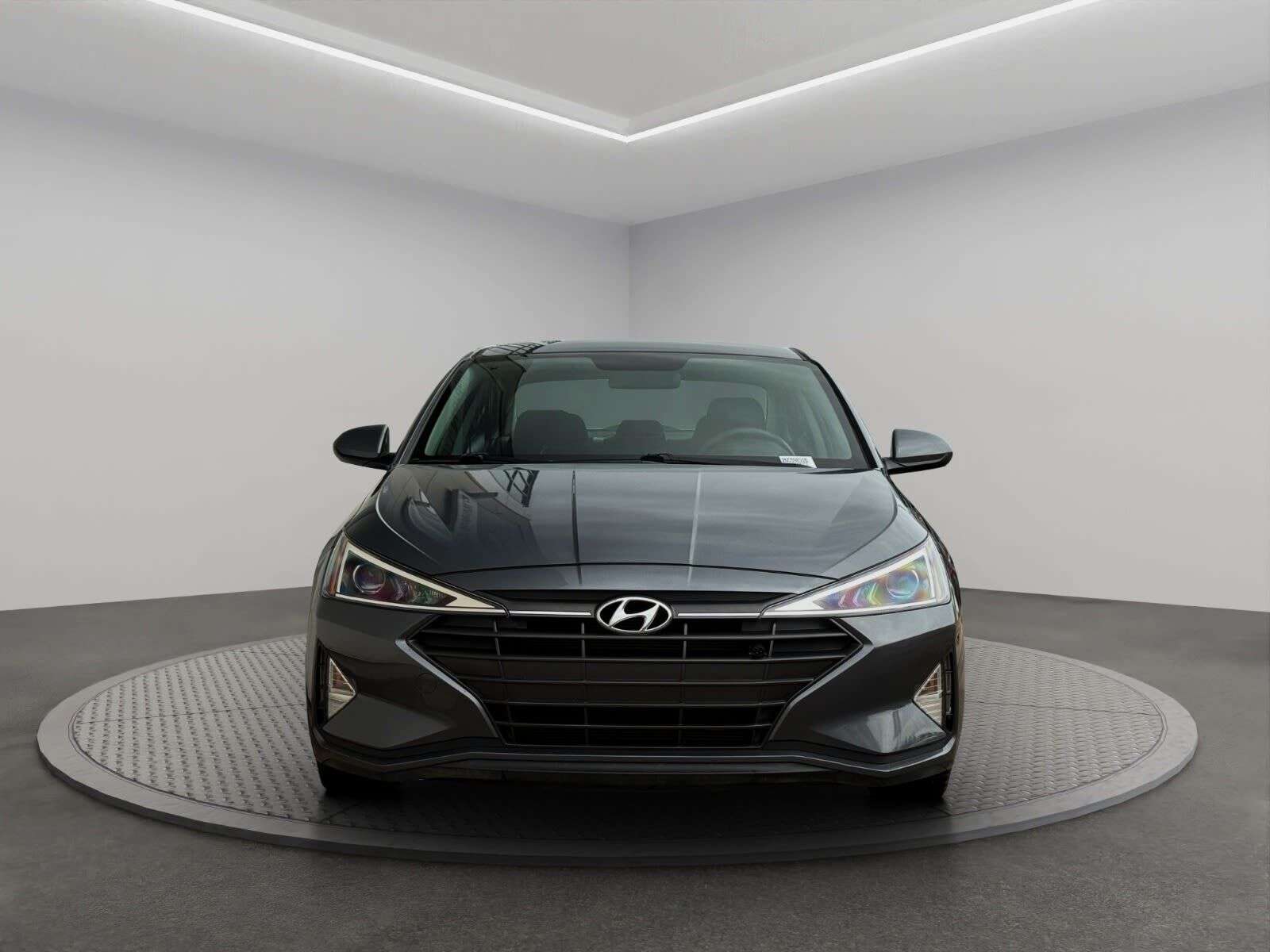 2020 Hyundai Elantra ESSENTIAL | HEATED SEATS | HEATED STEERING WHEEL — снимка 2