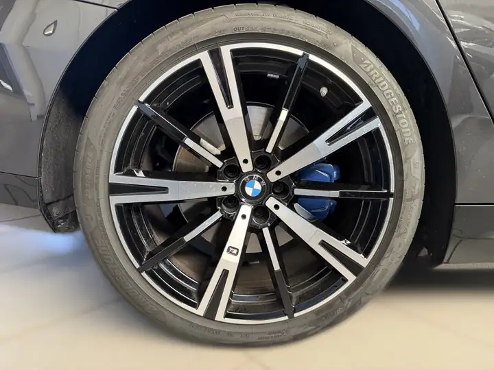 BMW 2026, foto 8