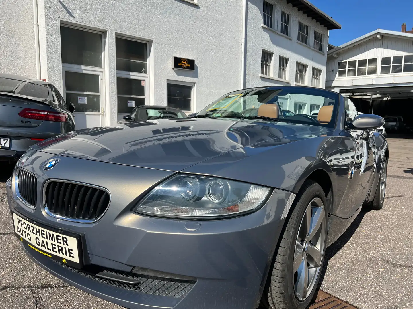 BMW Z4 2.0i Gris - 2