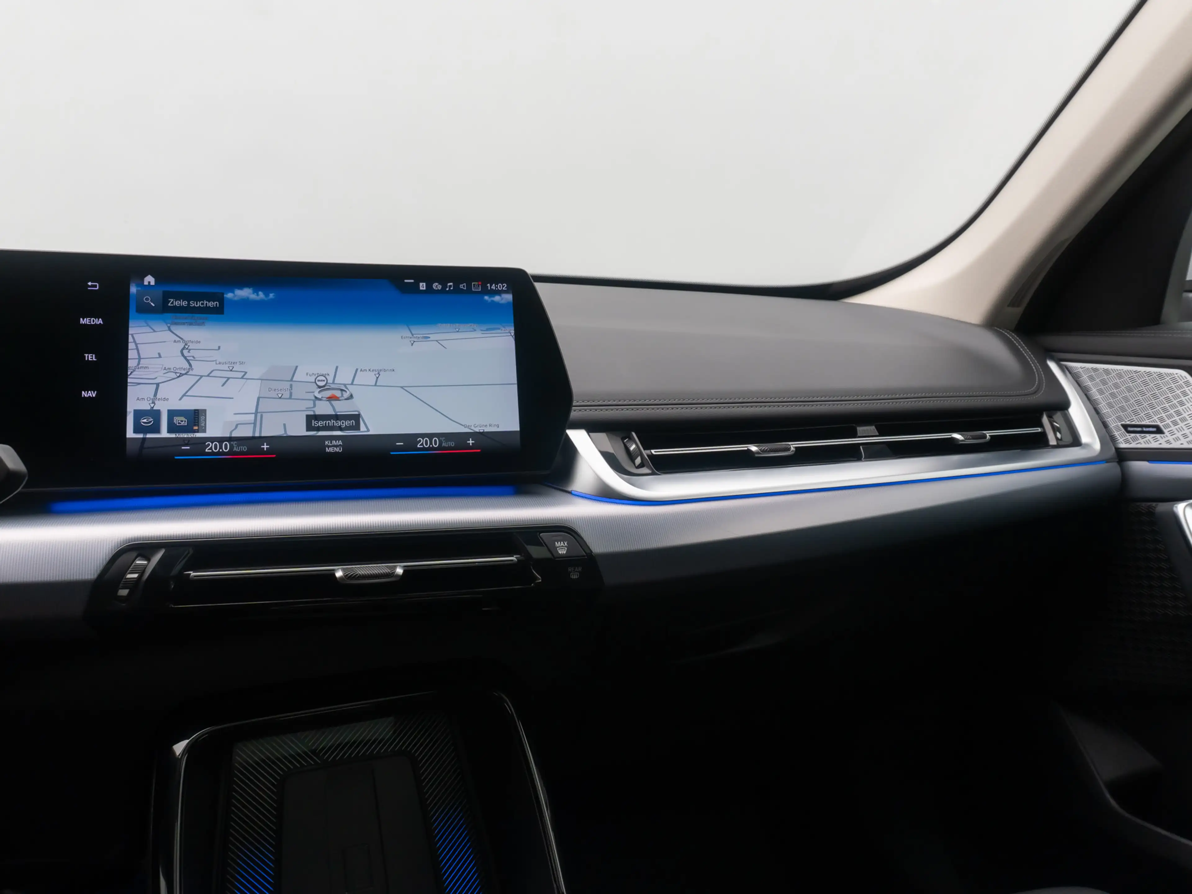 BMW X1 xLine Kamera H K AHK DAB Panorama 19 — photo 21