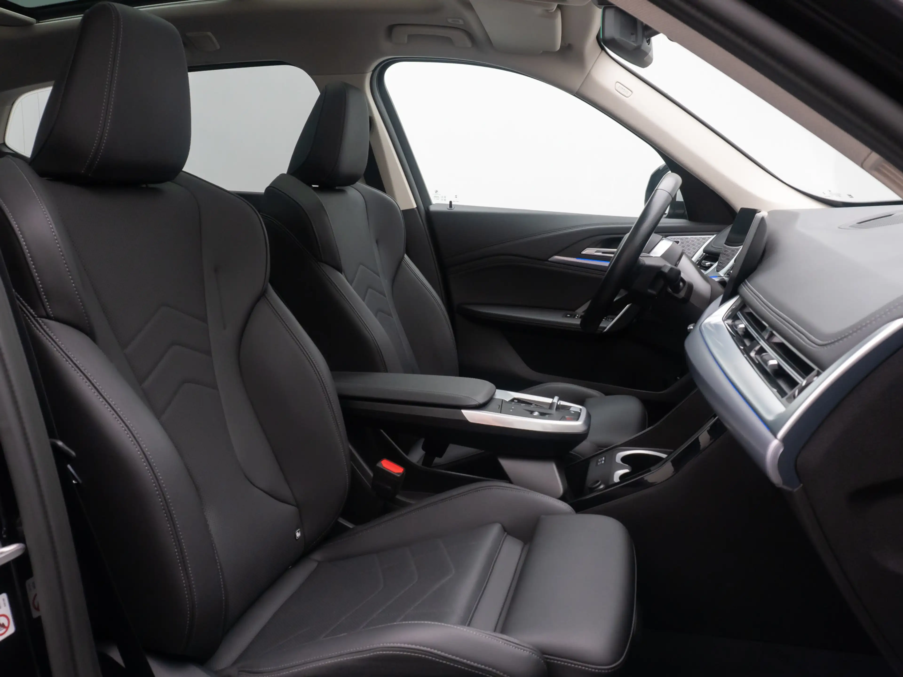BMW X1 xLine Kamera H K AHK DAB Panorama 19 — photo 36