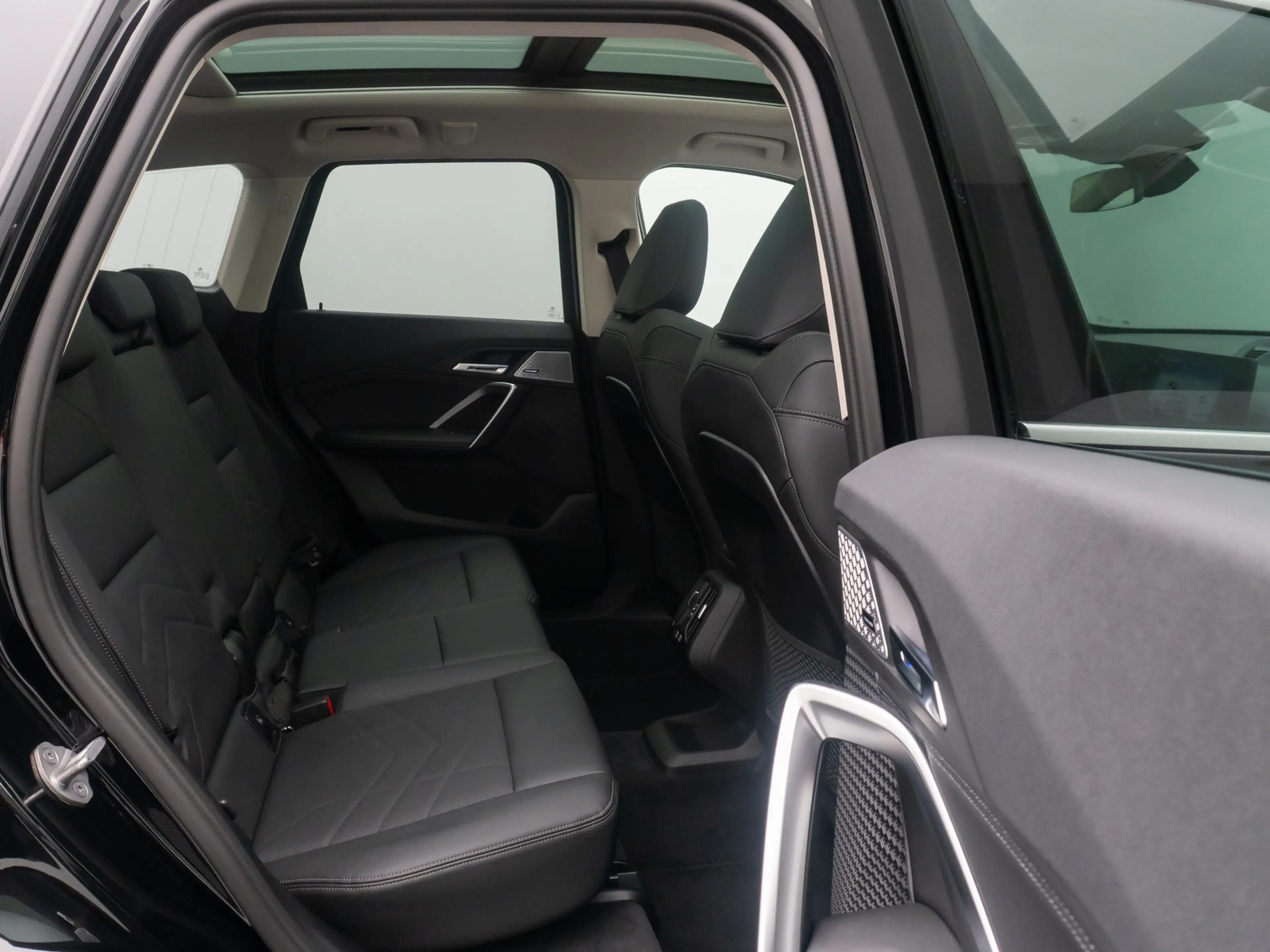 BMW X1 xLine Kamera H K AHK DAB Panorama 19 — photo 26