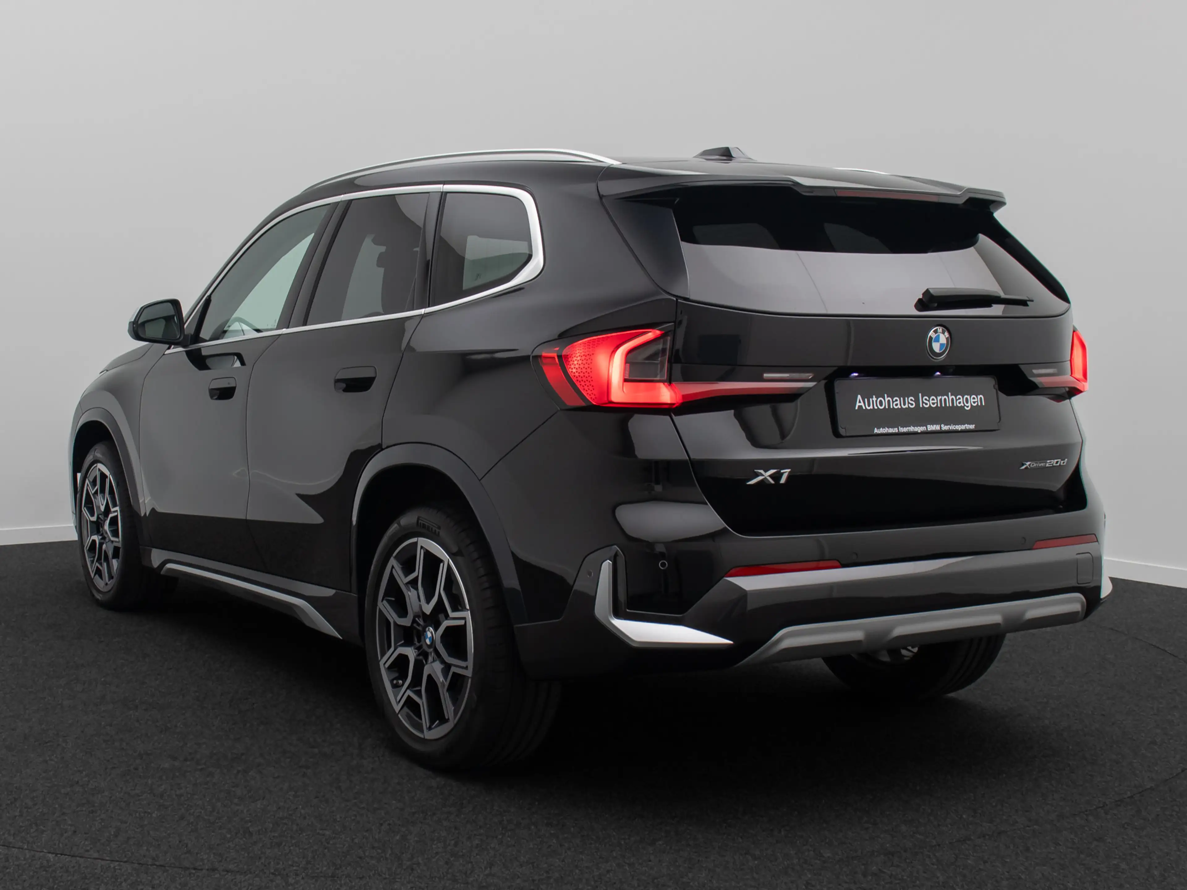 BMW X1 xLine Kamera H K AHK DAB Panorama 19 — photo 9