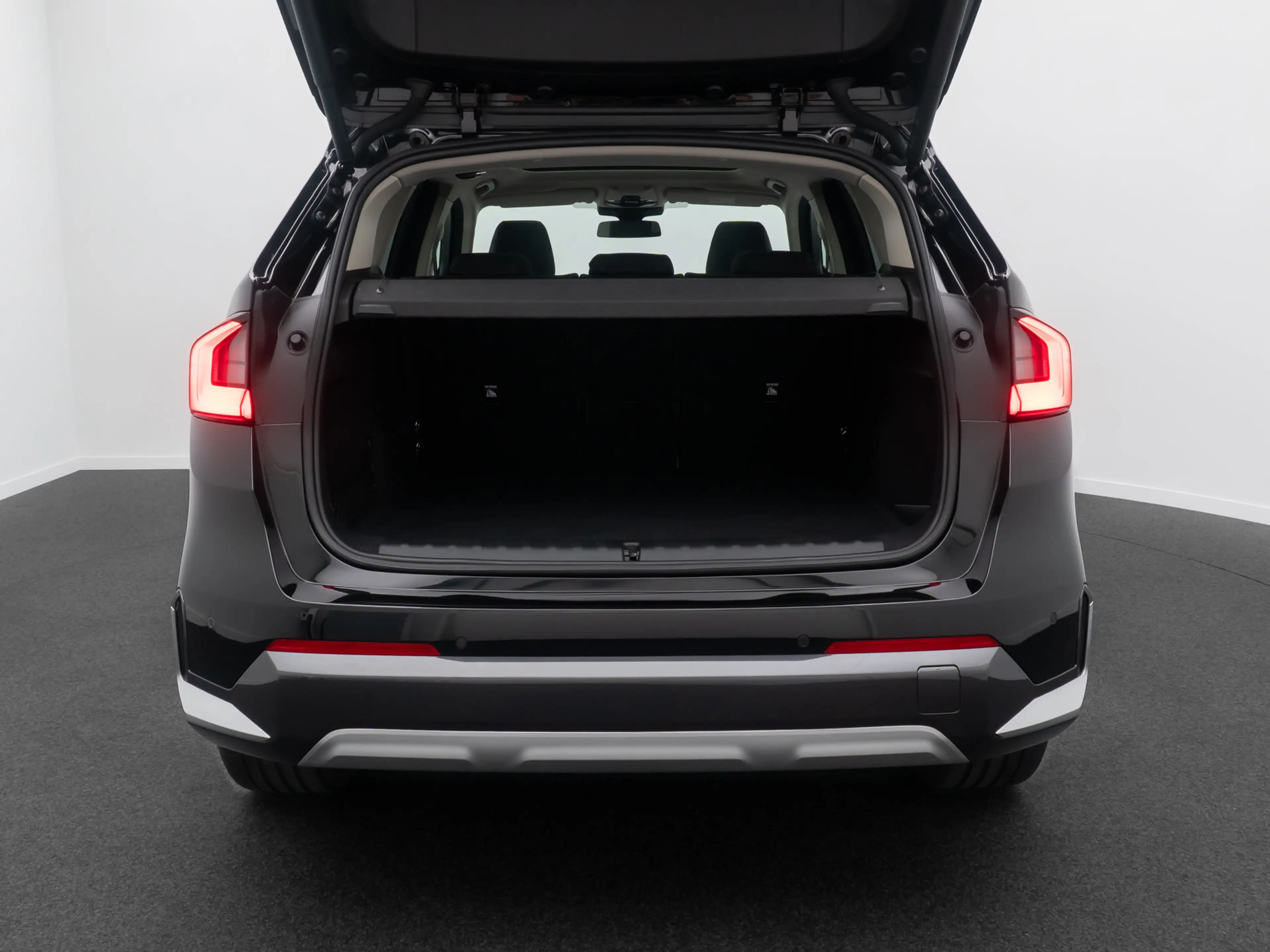 BMW X1 xLine Kamera H K AHK DAB Panorama 19 — photo 13