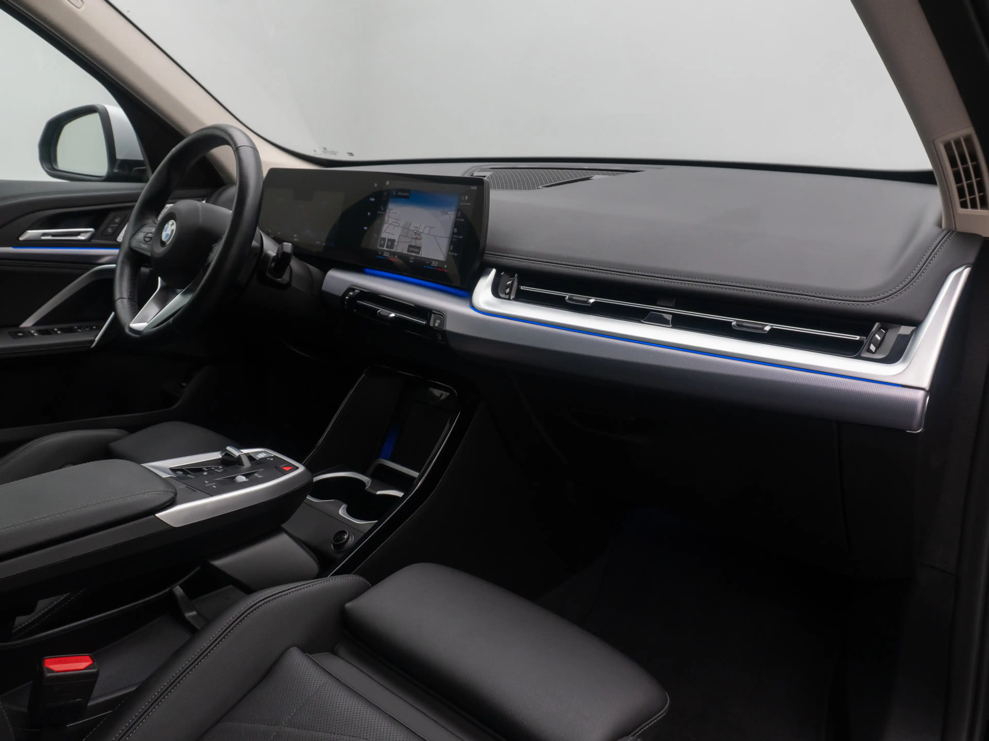 BMW X1 xLine Kamera H K AHK DAB Panorama 19 — photo 23
