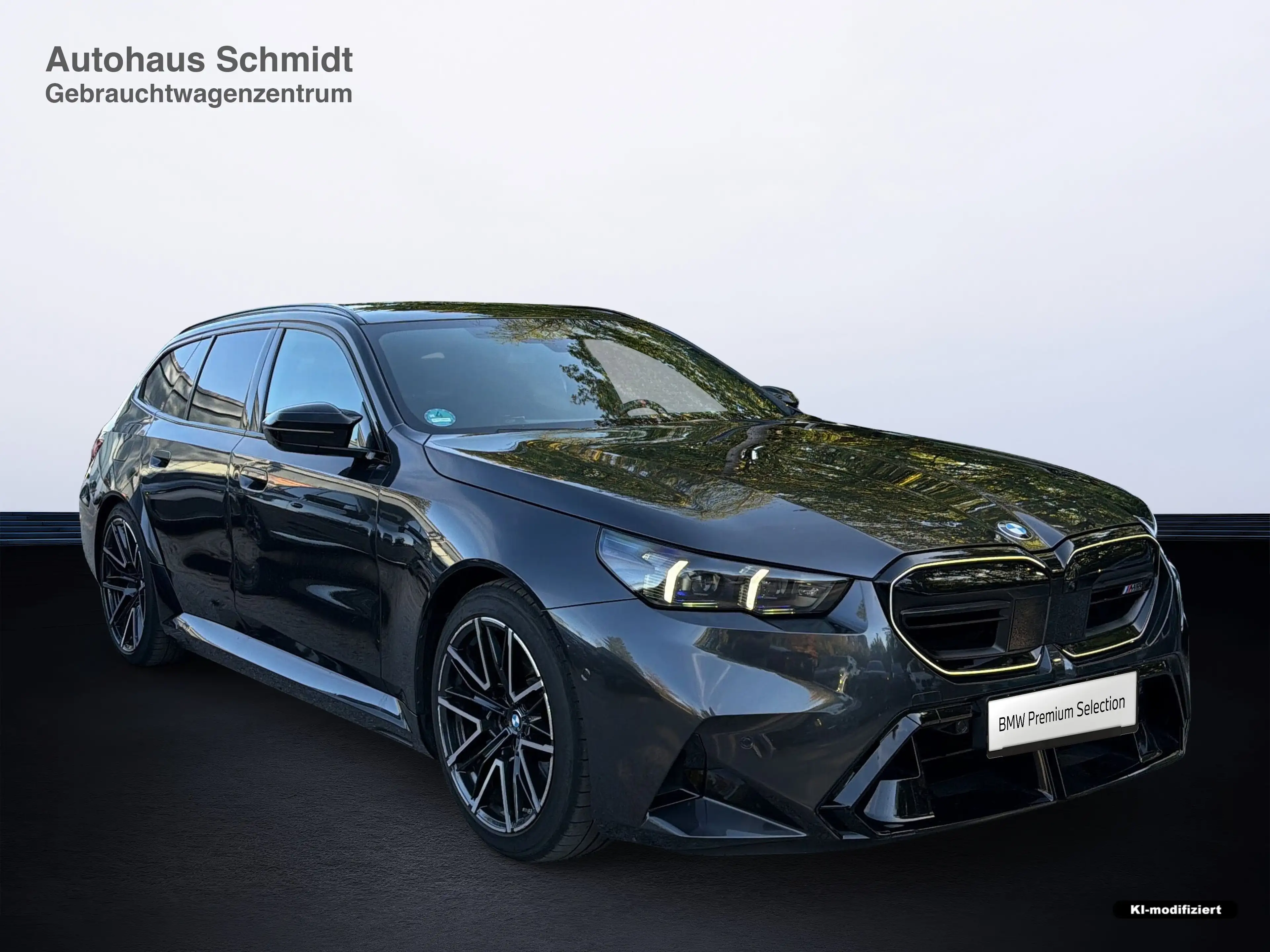 BMW M5 Touring *B&W*Iconic*AHK*Driv a Prof*Park+*M Drive* — photo 6