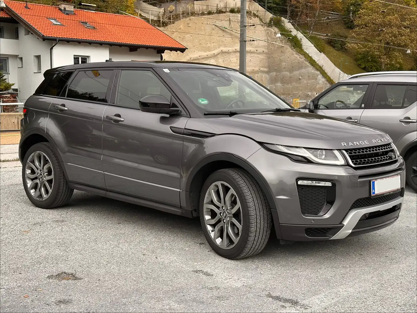 Land Rover Range Rover Evoque Range Rover Evoque SE Dynamic 2,0 TD4 Aut. SE Dynamic Silber - 2