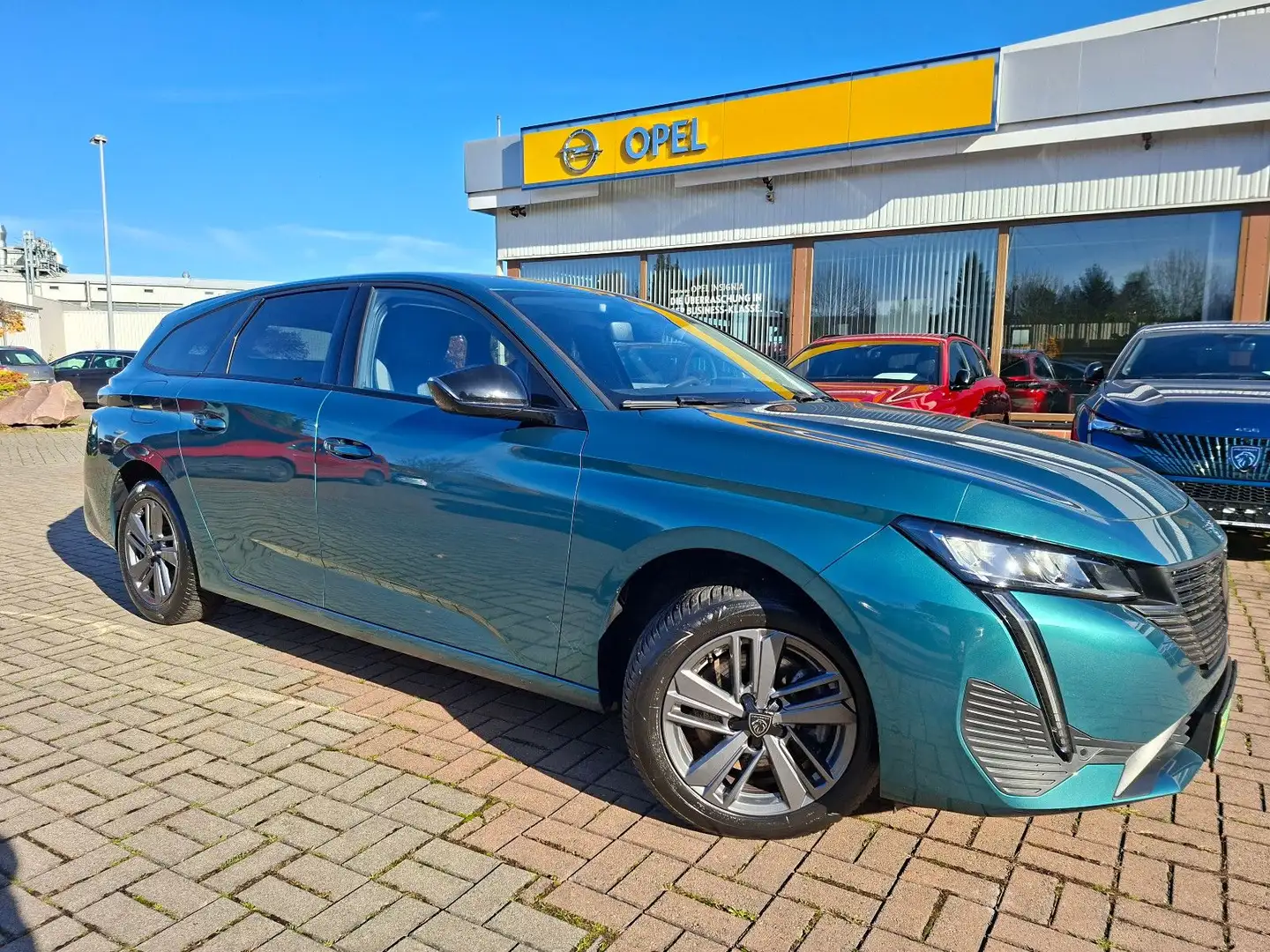 Peugeot 308 SW Allure+AUTO+LED+NAVI+SHZ+LHZ+ACC+360°CAM+ Blau - 1