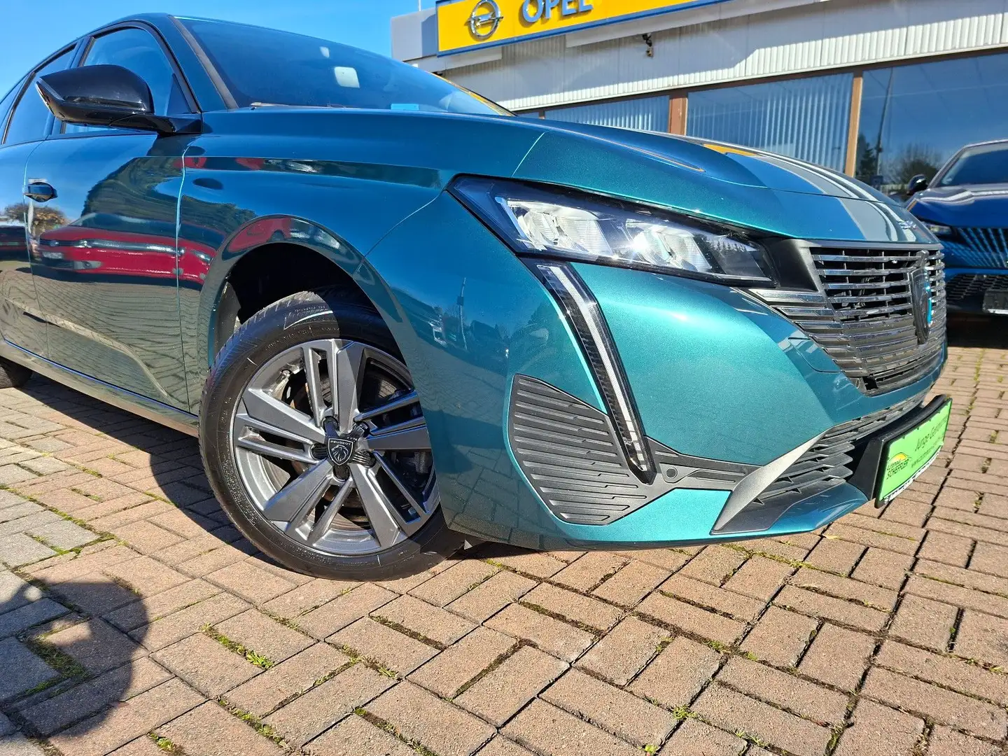 Peugeot 308 SW Allure+AUTO+LED+NAVI+SHZ+LHZ+ACC+360°CAM+ Blau - 2