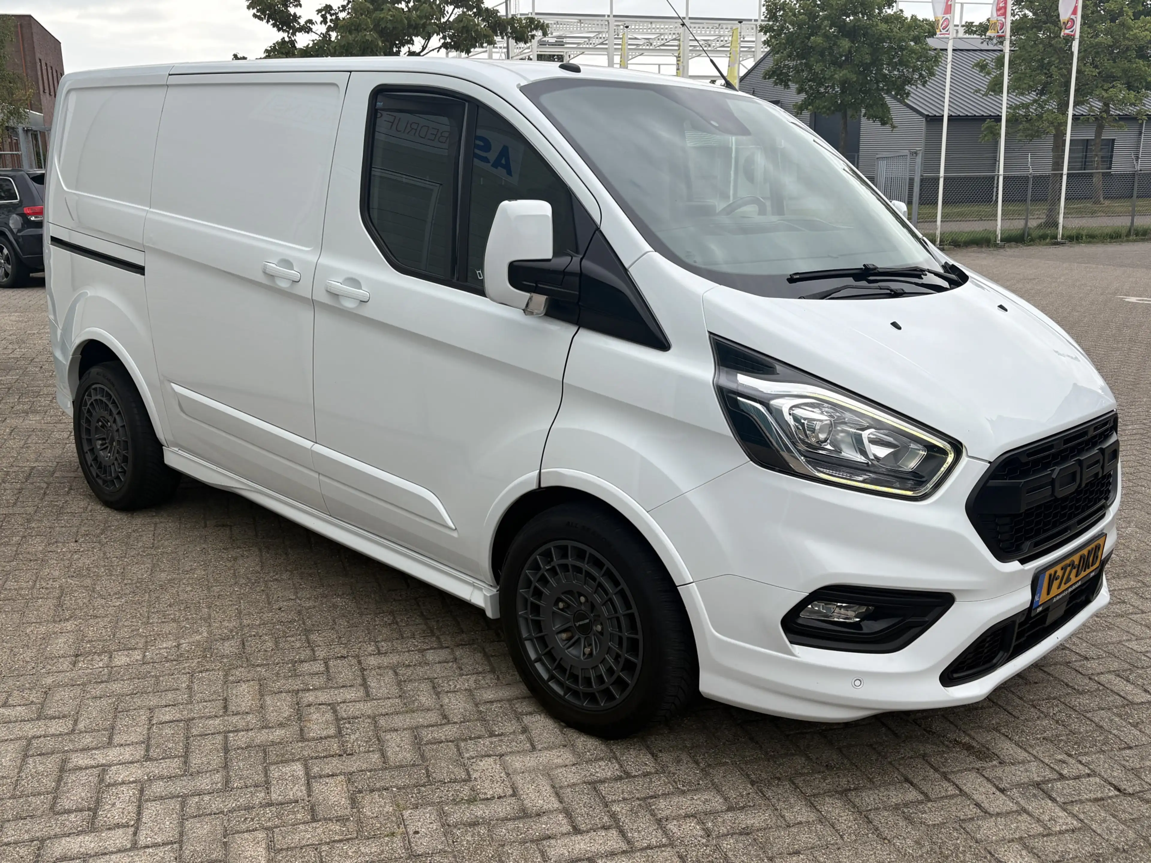 Ford Transit Custom 310 2.0 170Pk TDCI L1H1 Sport / Cruise / Airco / N — photo 4