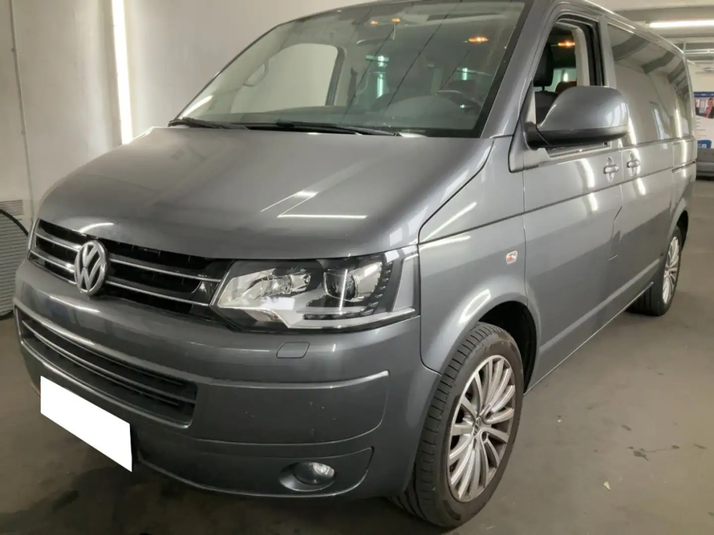 Volkswagen Multivan 2.0Bi-TDI BMT High. Ed. DSG 180 Grau - 1