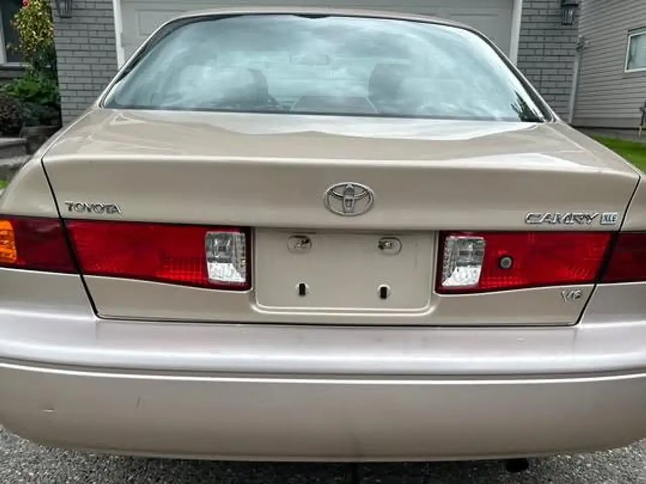 Toyota Camry photo Toyota Camry