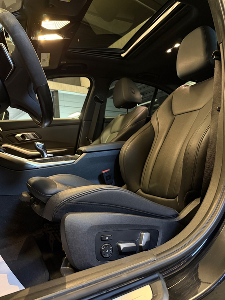 BMW 330 3-serie 330i M Sport|Full option — photo 12