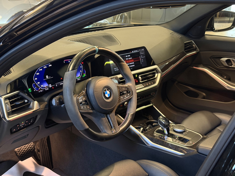 BMW 330 3-serie 330i M Sport|Full option — photo 10