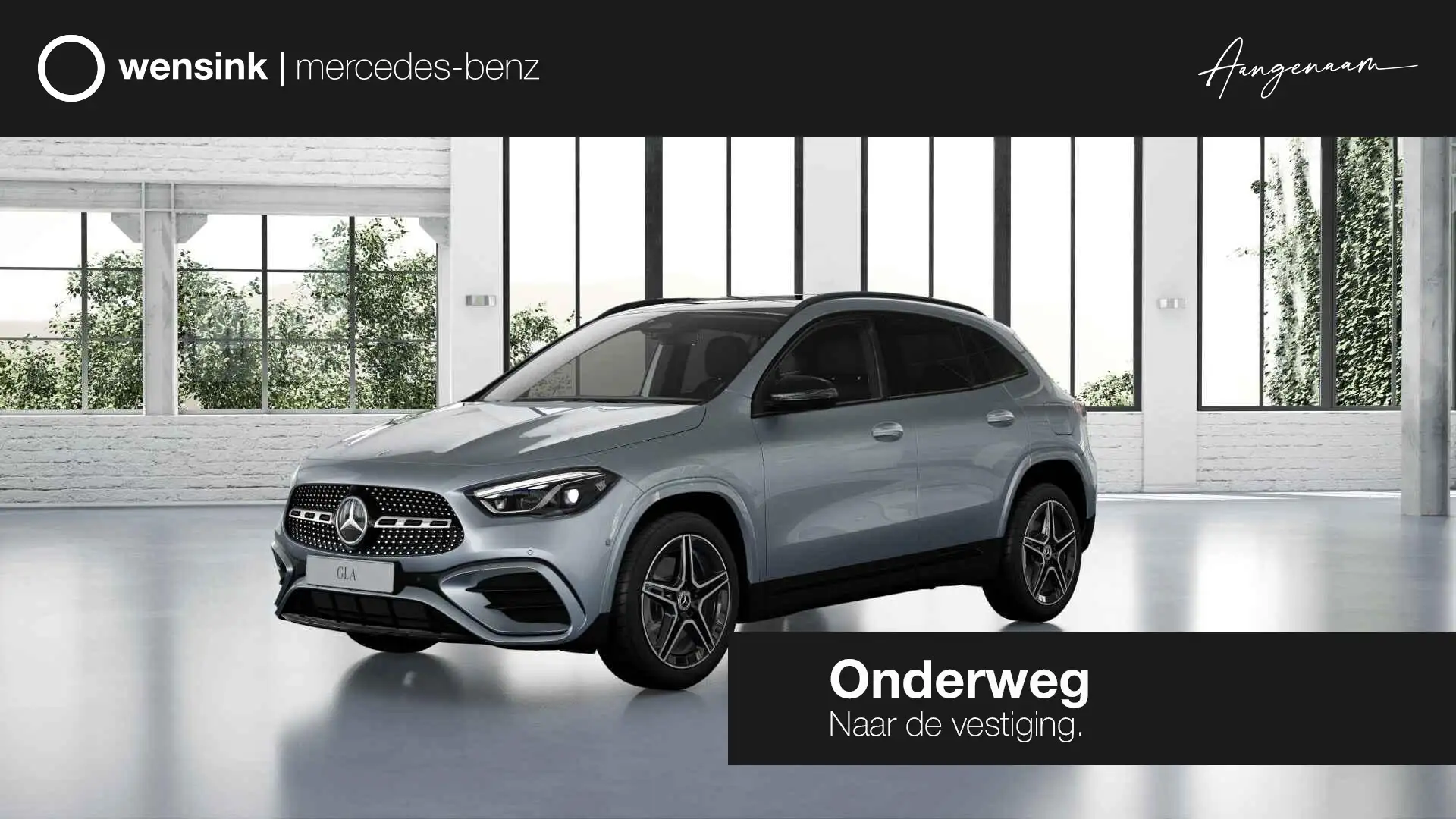 Mercedes-Benz GLA 180 Business Solution AMG | Panoramaschuifdak | Trekha Argento - 1