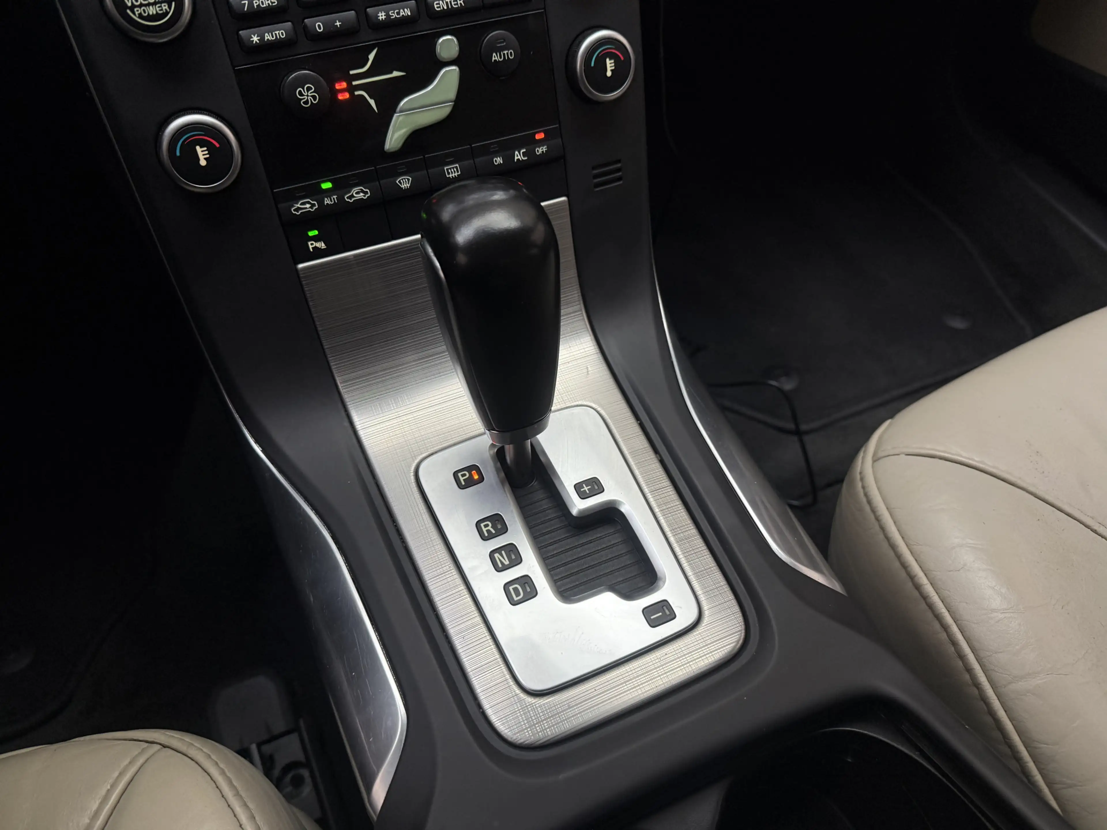 Volvo S80 2.0 T Momentum *Org.NL!* 200 PK / Dealer Onderhoud — photo 12