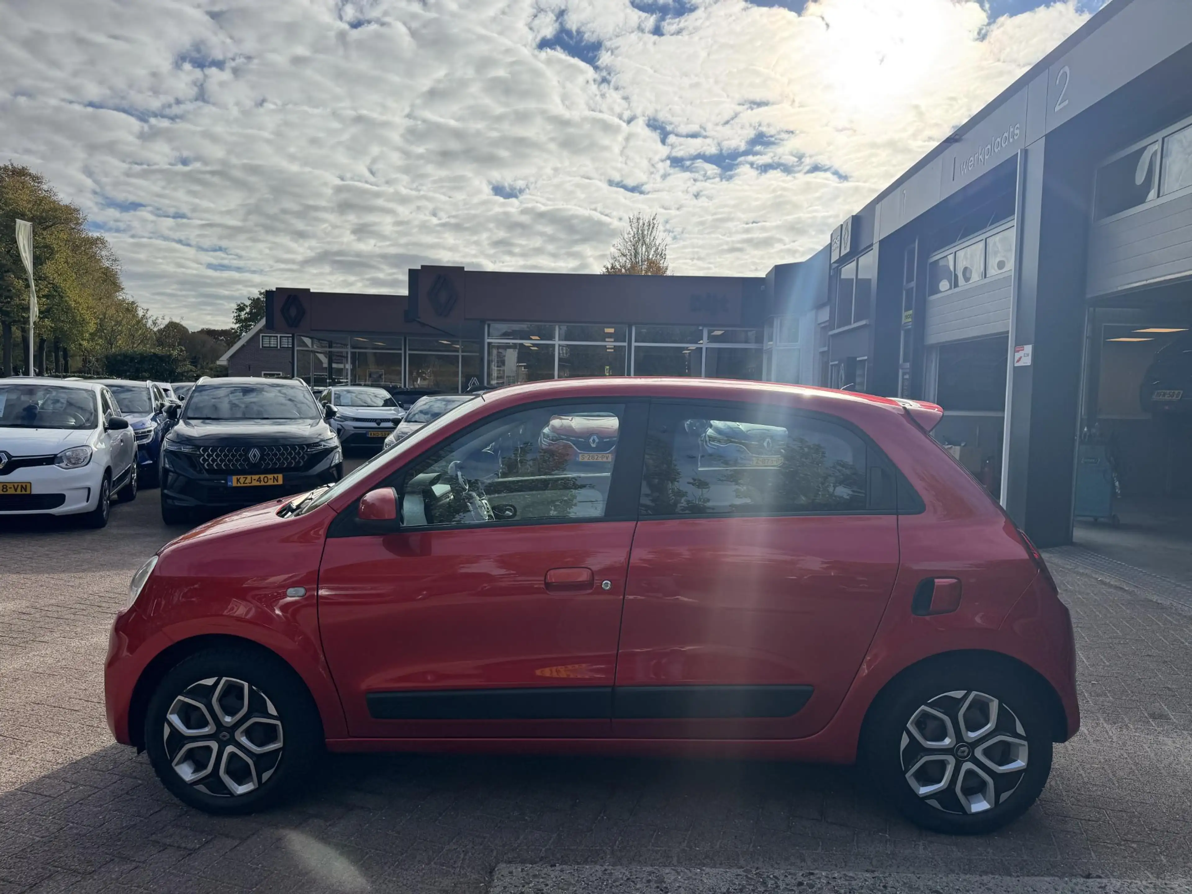 Renault Twingo 1.0 SCe Collection — photo 8