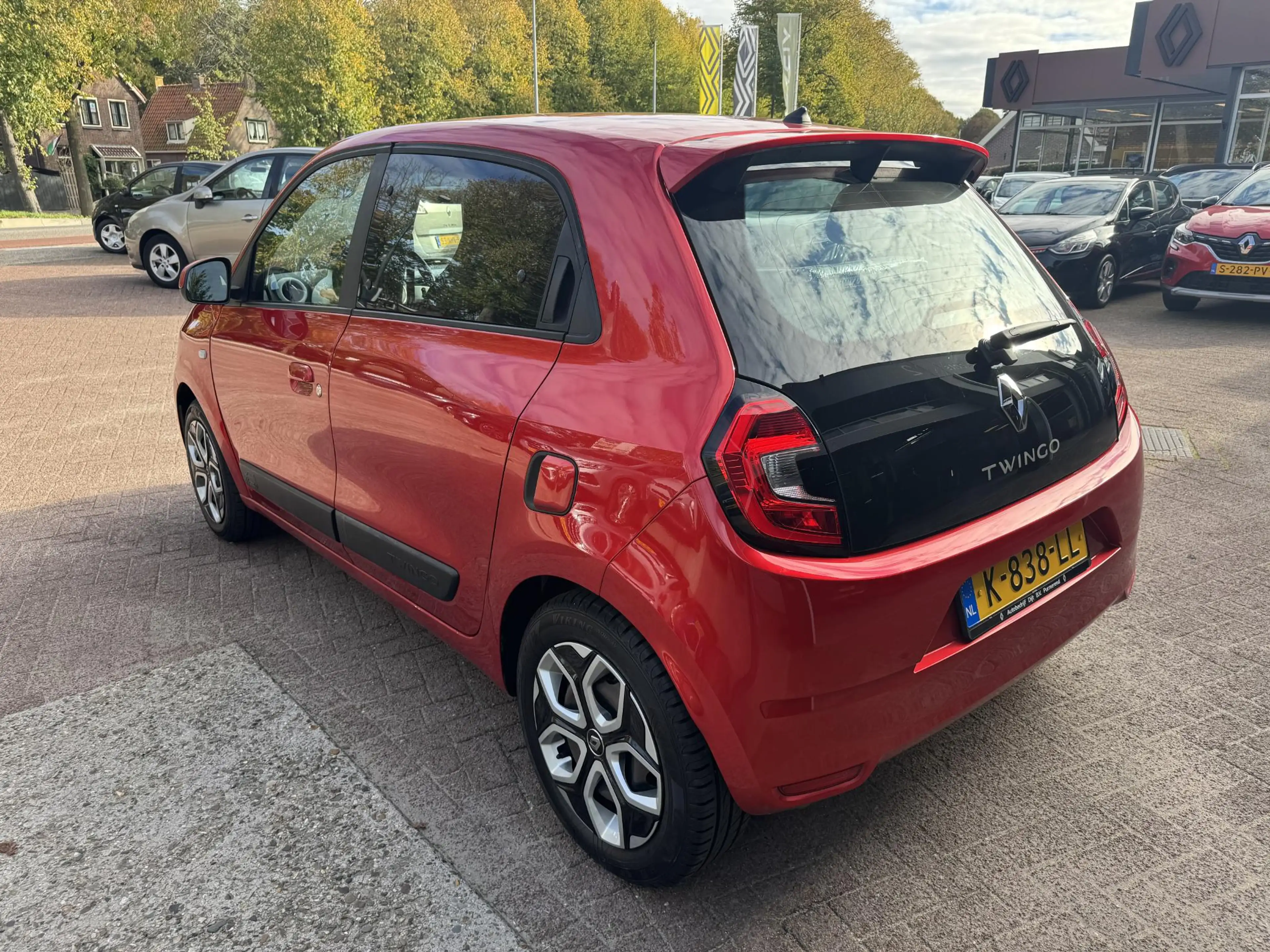 Renault Twingo 1.0 SCe Collection — photo 7