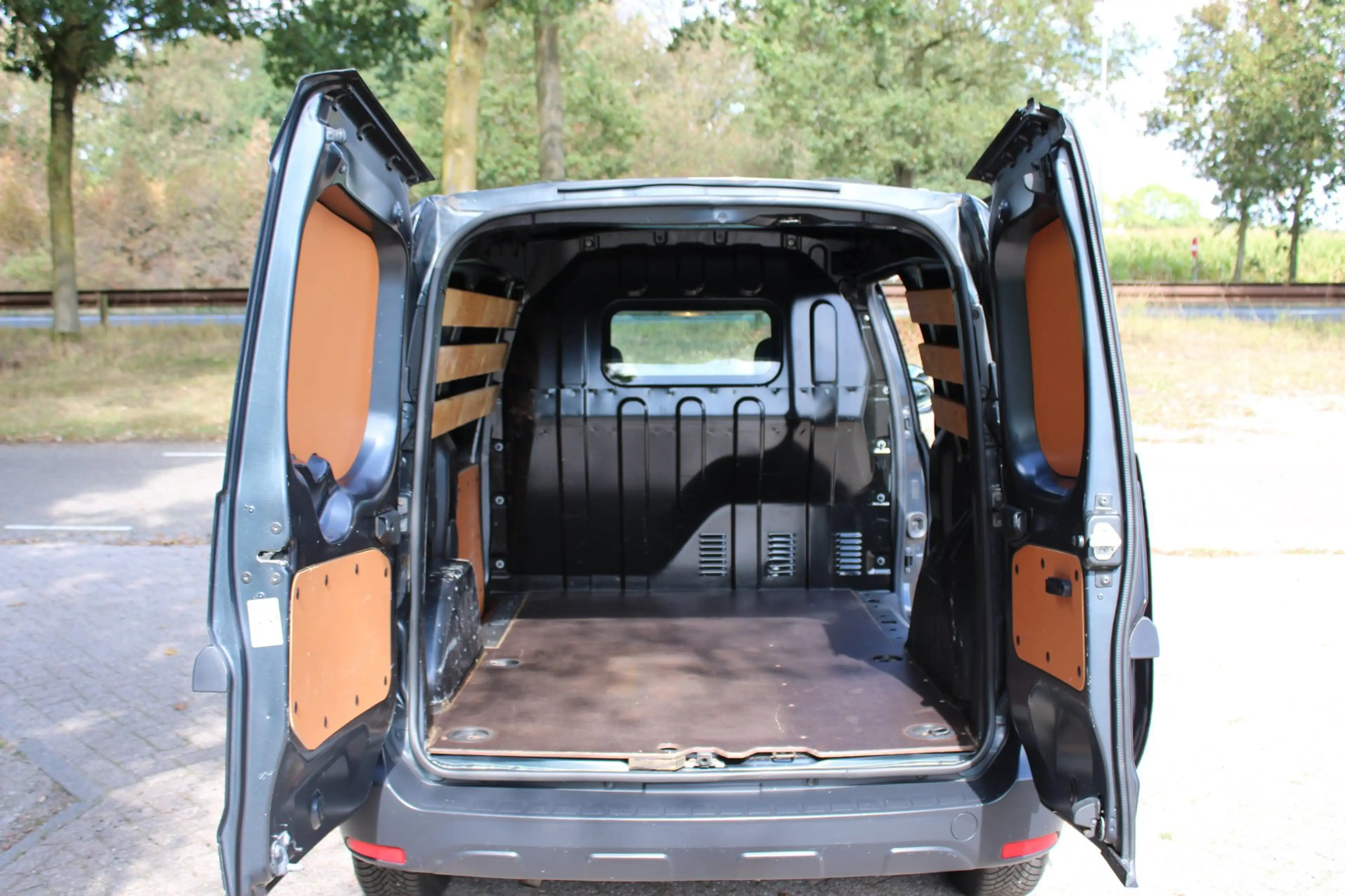 Dacia Dokker 1.6 MPI 100 Access — photo 5
