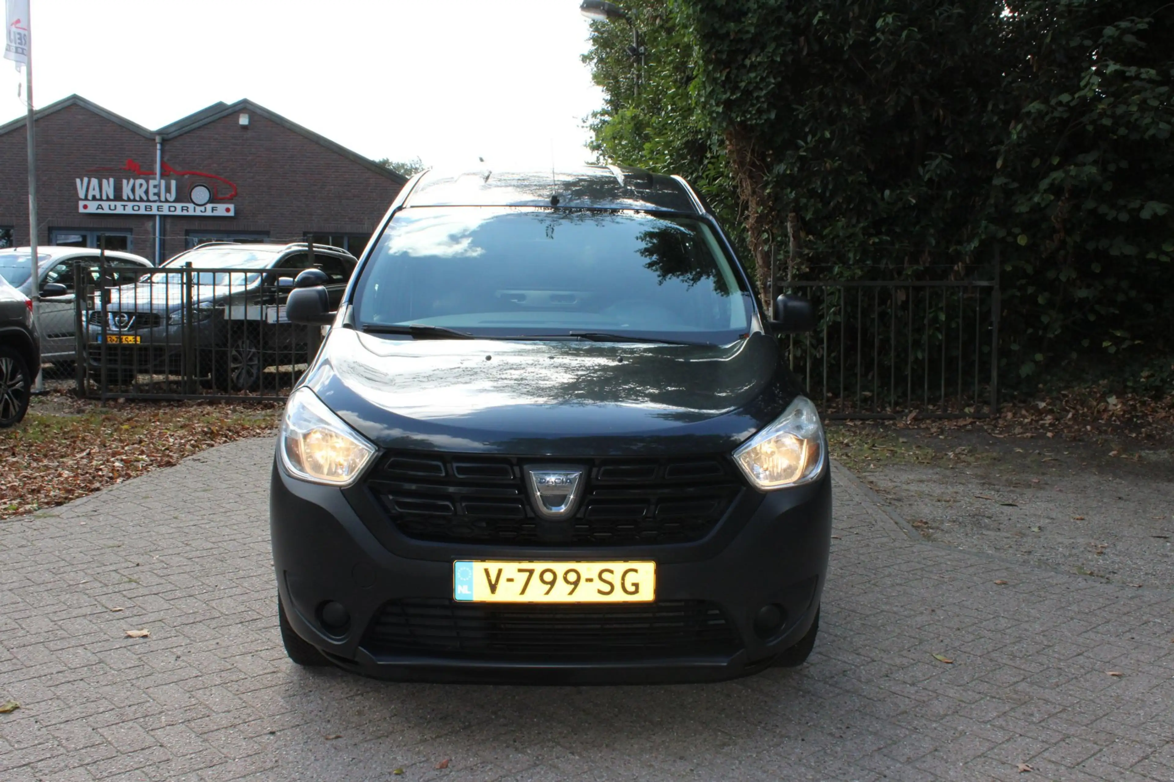 Dacia Dokker 1.6 MPI 100 Access — photo 11