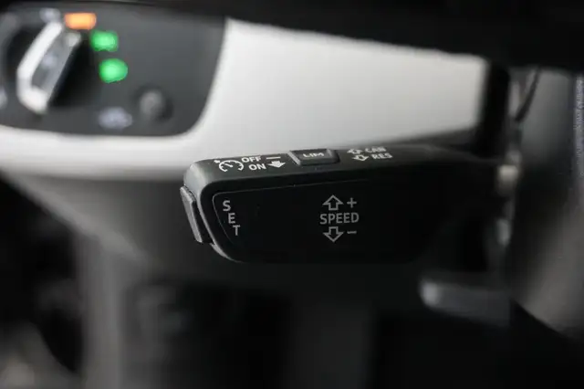 Audi A4 view 15