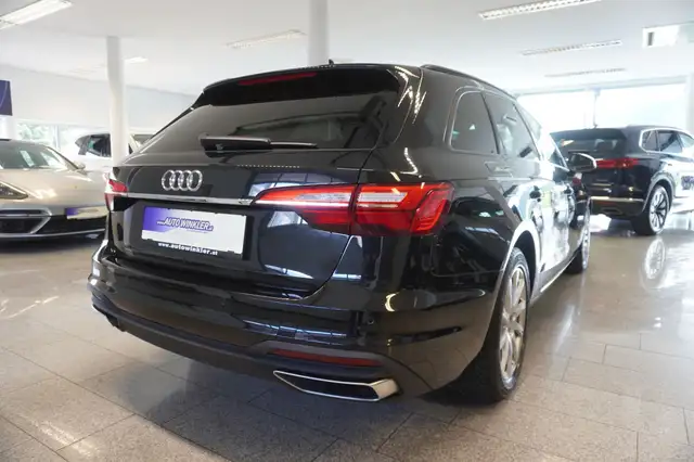 Audi A4 view 5