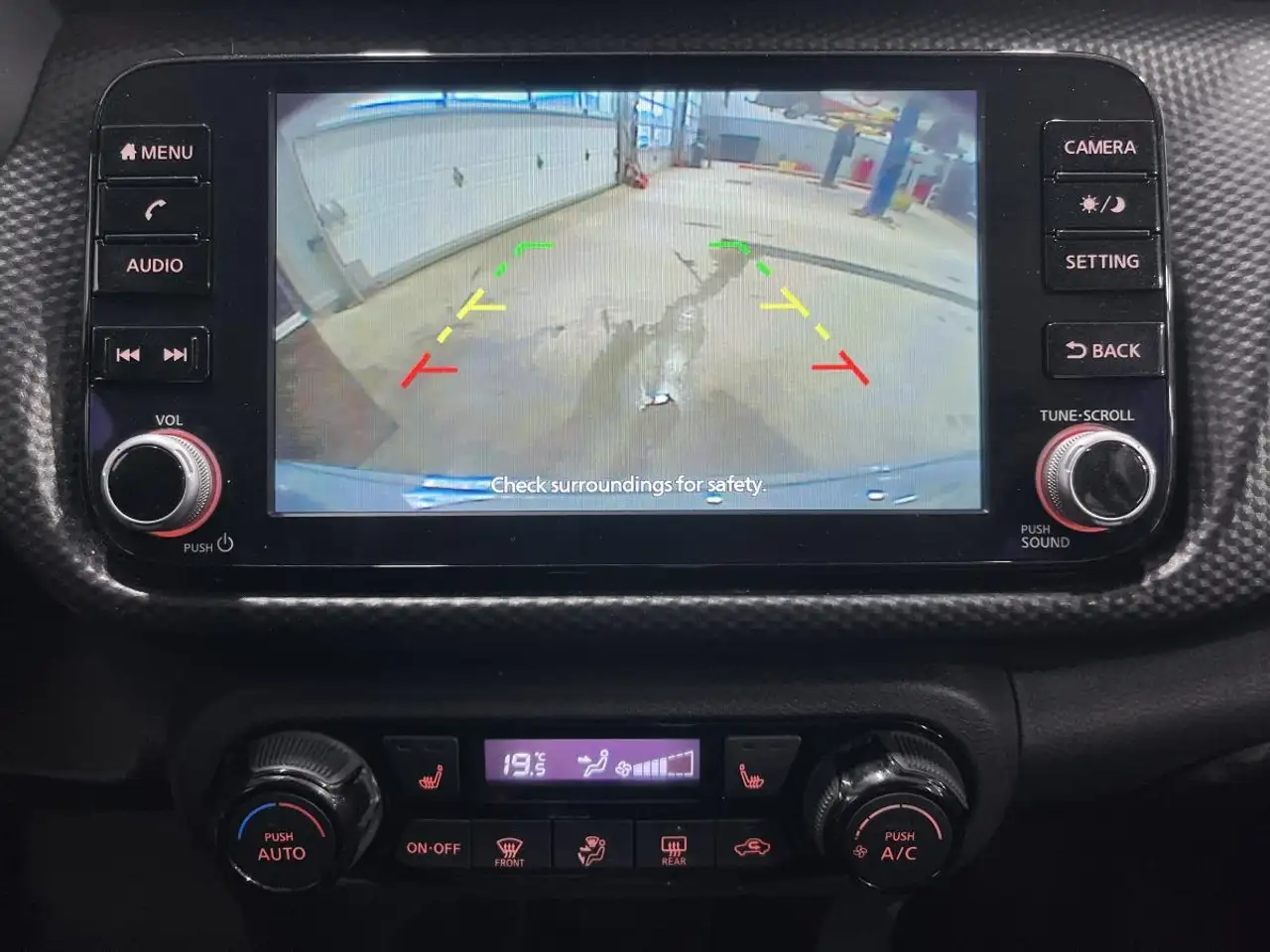 Nissan Kicks снимка Nissan Kicks