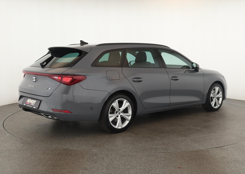 SEAT Leon Sportstourer 2.0 TDI DSG FR LED Nav Key Kam — photo 5