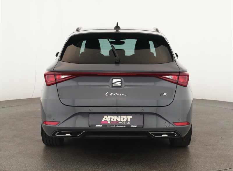 SEAT Leon Sportstourer 2.0 TDI DSG FR LED Nav Key Kam — photo 6