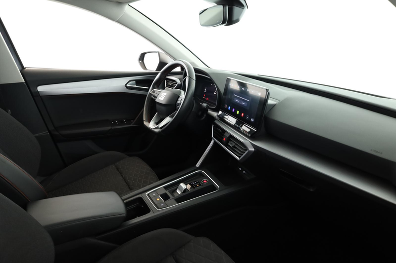 SEAT Leon Sportstourer 2.0 TDI DSG FR LED Nav Key Kam — photo 8