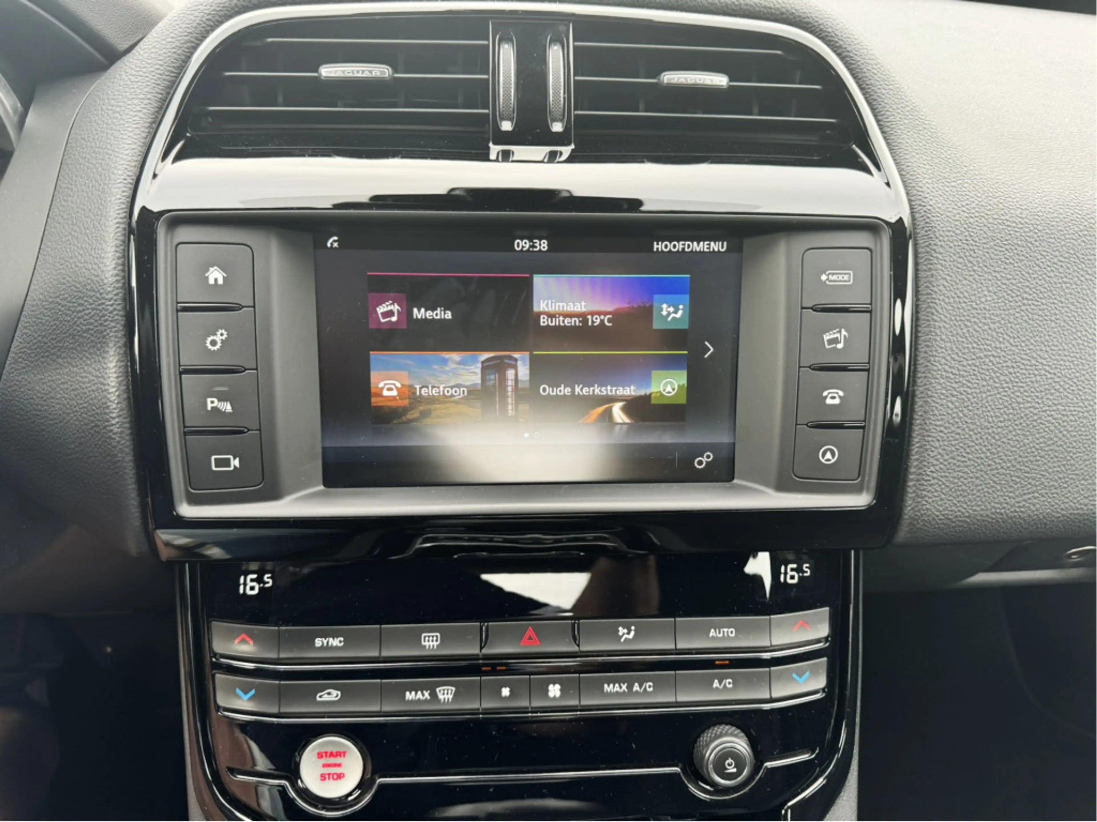Jaguar XE 2.0 D Pure Automaat | Clima | Navi | Camera |  - G — photo 10