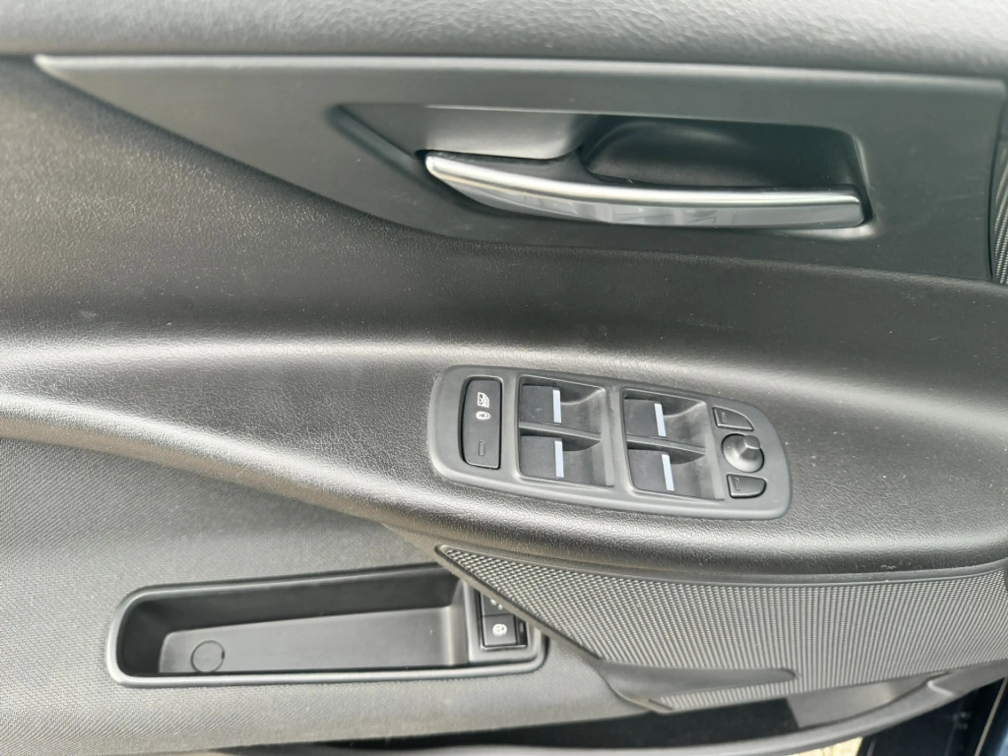 Jaguar XE 2.0 D Pure Automaat | Clima | Navi | Camera |  - G — photo 15