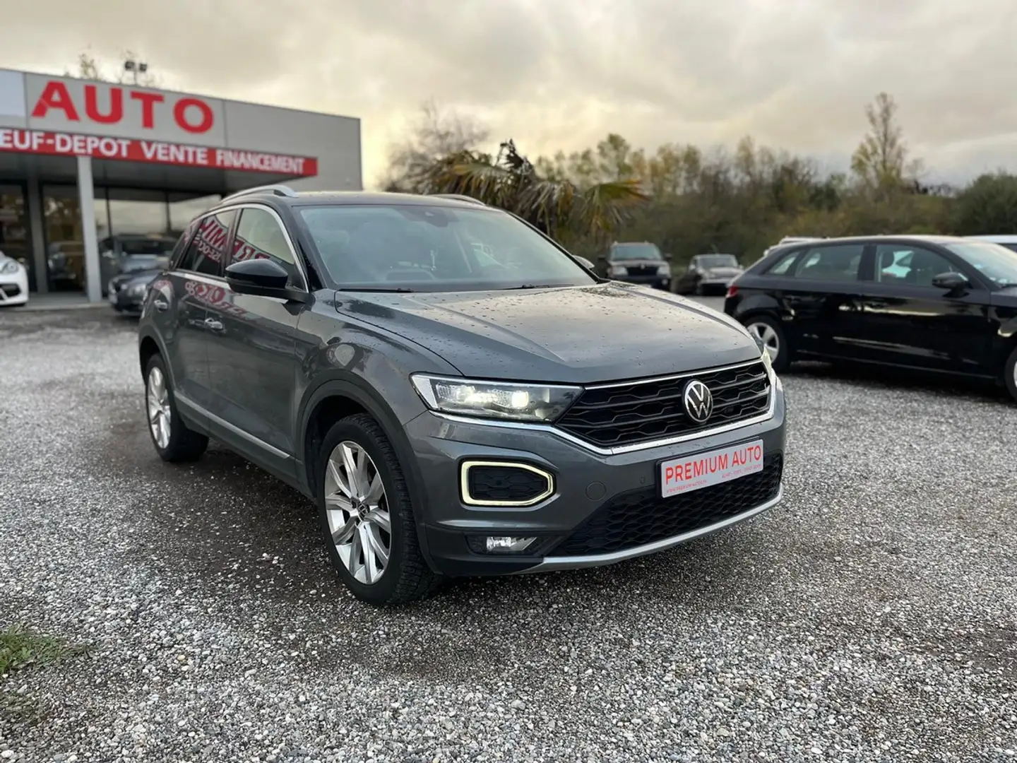 Volkswagen T-Roc T-Roc 2.0 TDI 150ch Carat DSG7 Grau - 2