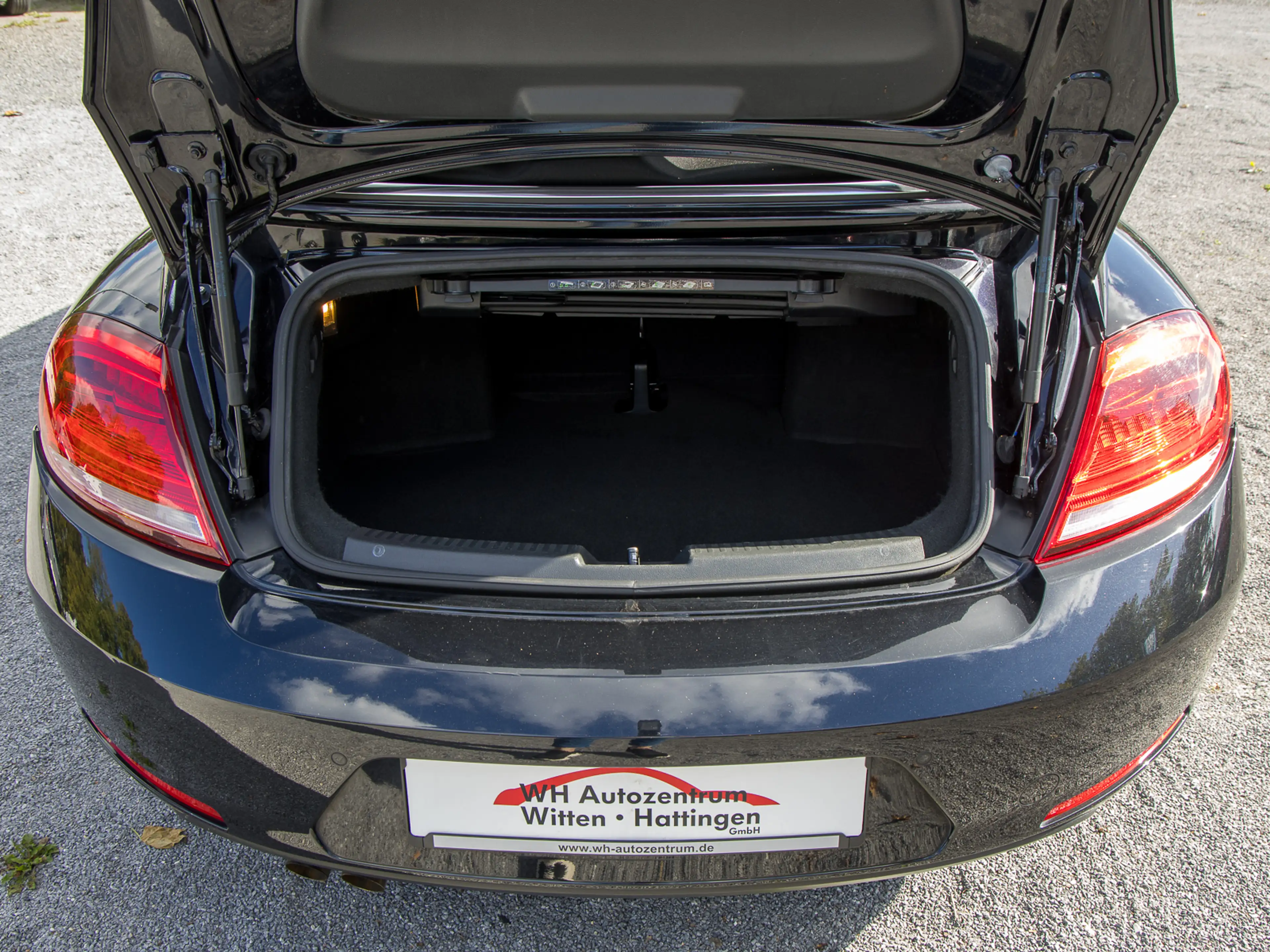 Volkswagen Beetle Cabriolet 1.4 TSI ALLSTAR NAVI XENON REARVIEW 18LM — photo 15