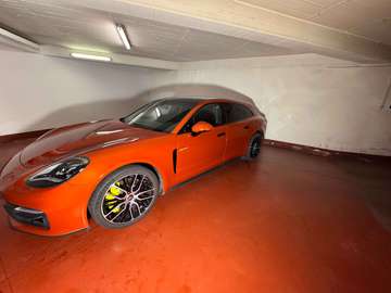 4 e-Hybrid Sport Turismo + set winterbanden