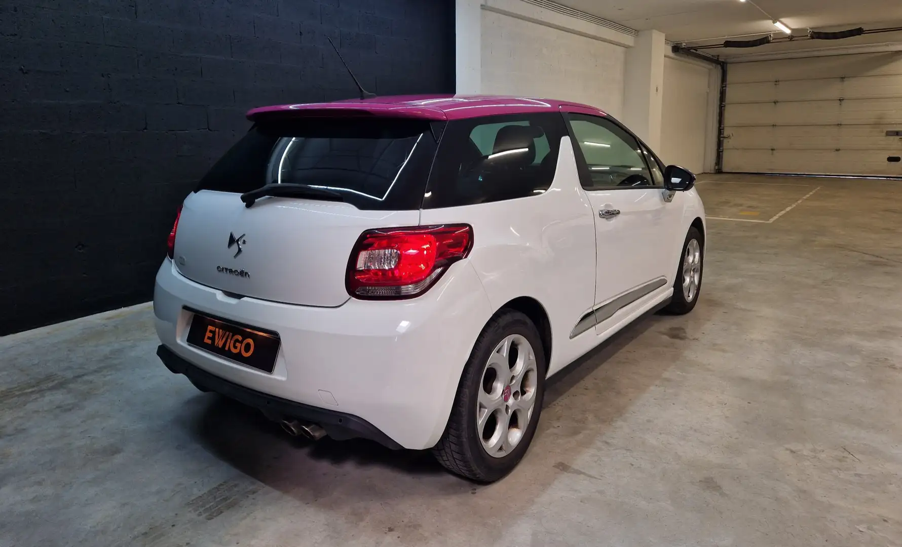 DS Automobiles DS 3 155 SPORT CHIC - CARNET COMPLET ! - DISTRIB à CHAI - 2