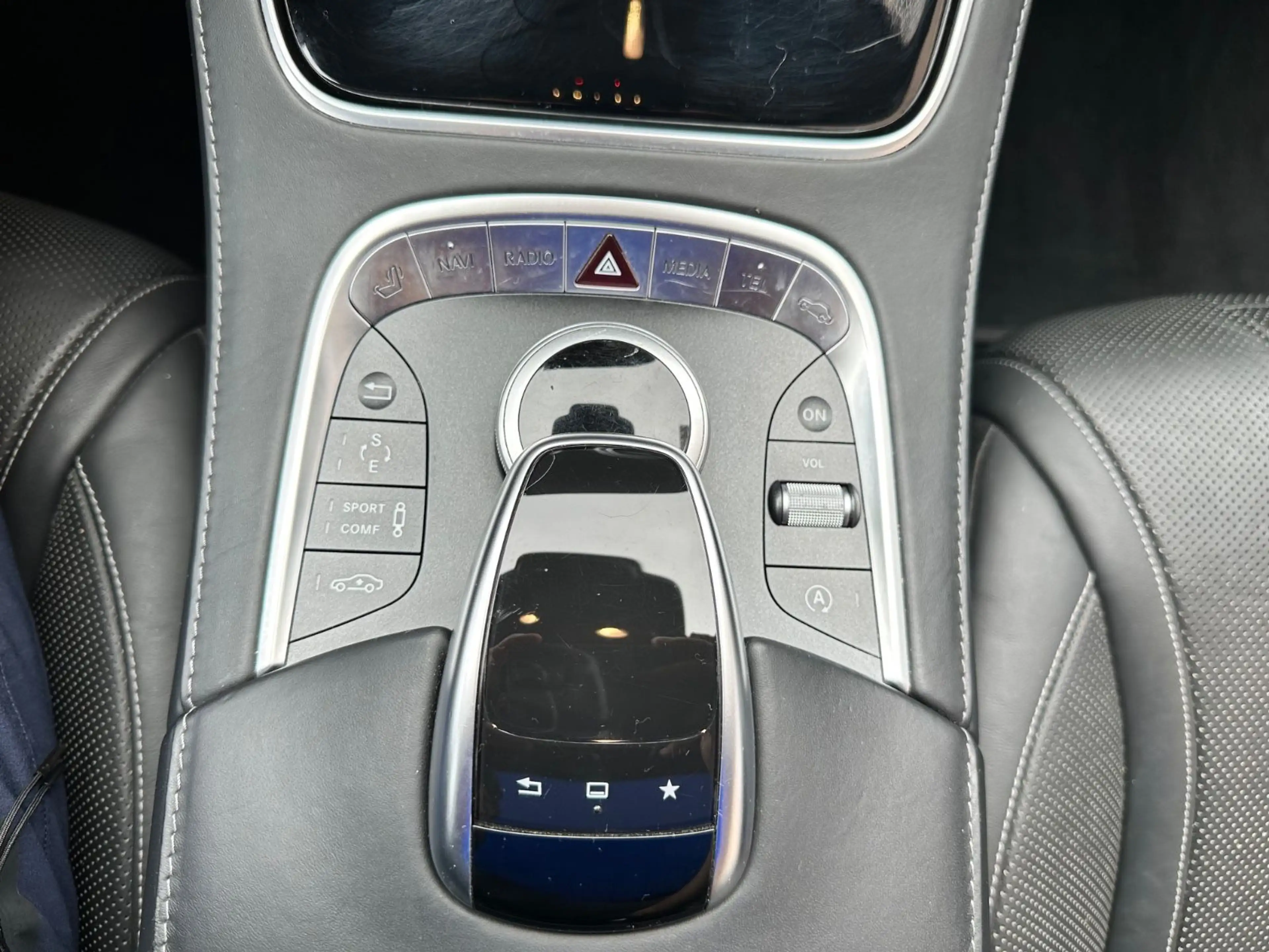 Mercedes-Benz S 500 4Matic Coupe MAGIC SKY+VOLL — photo 11