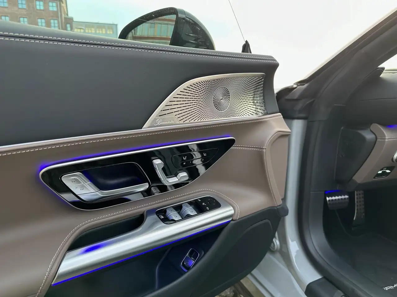 Mercedes-Benz SL 63 AMG 4 Matic – Foto 8
