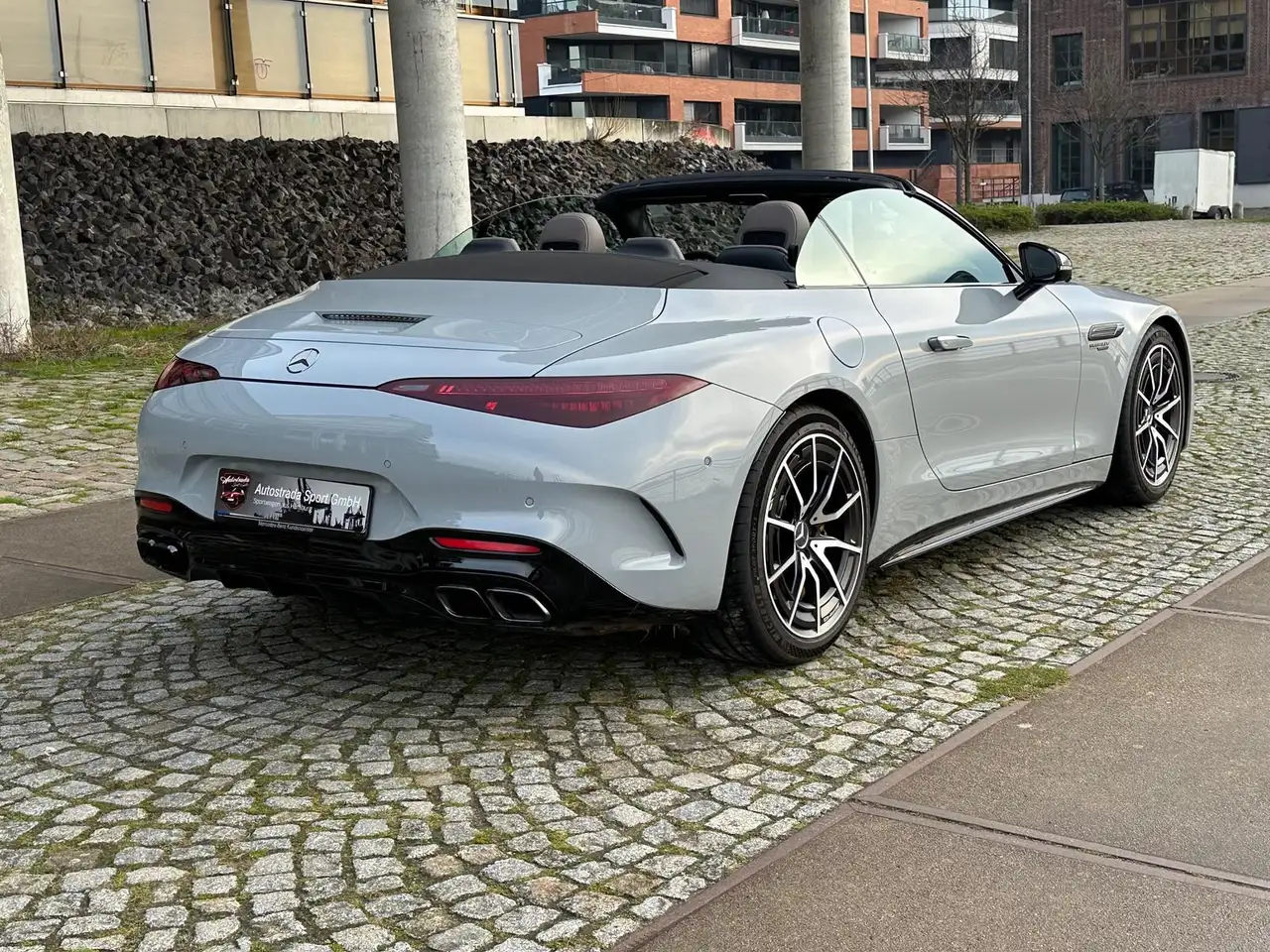 Mercedes-Benz SL 63 AMG 4 Matic – Foto 5