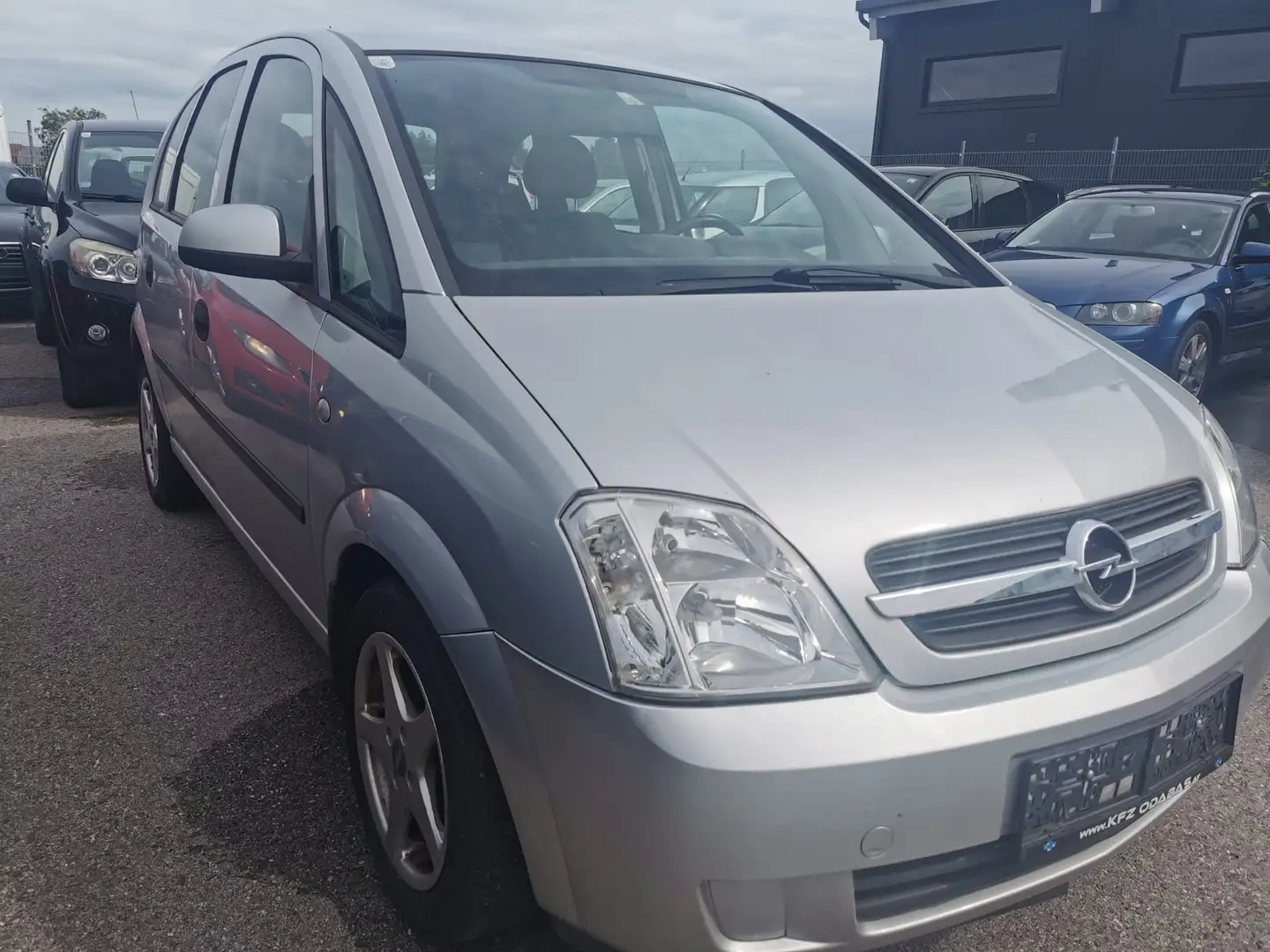 Opel Meriva Grau - 2