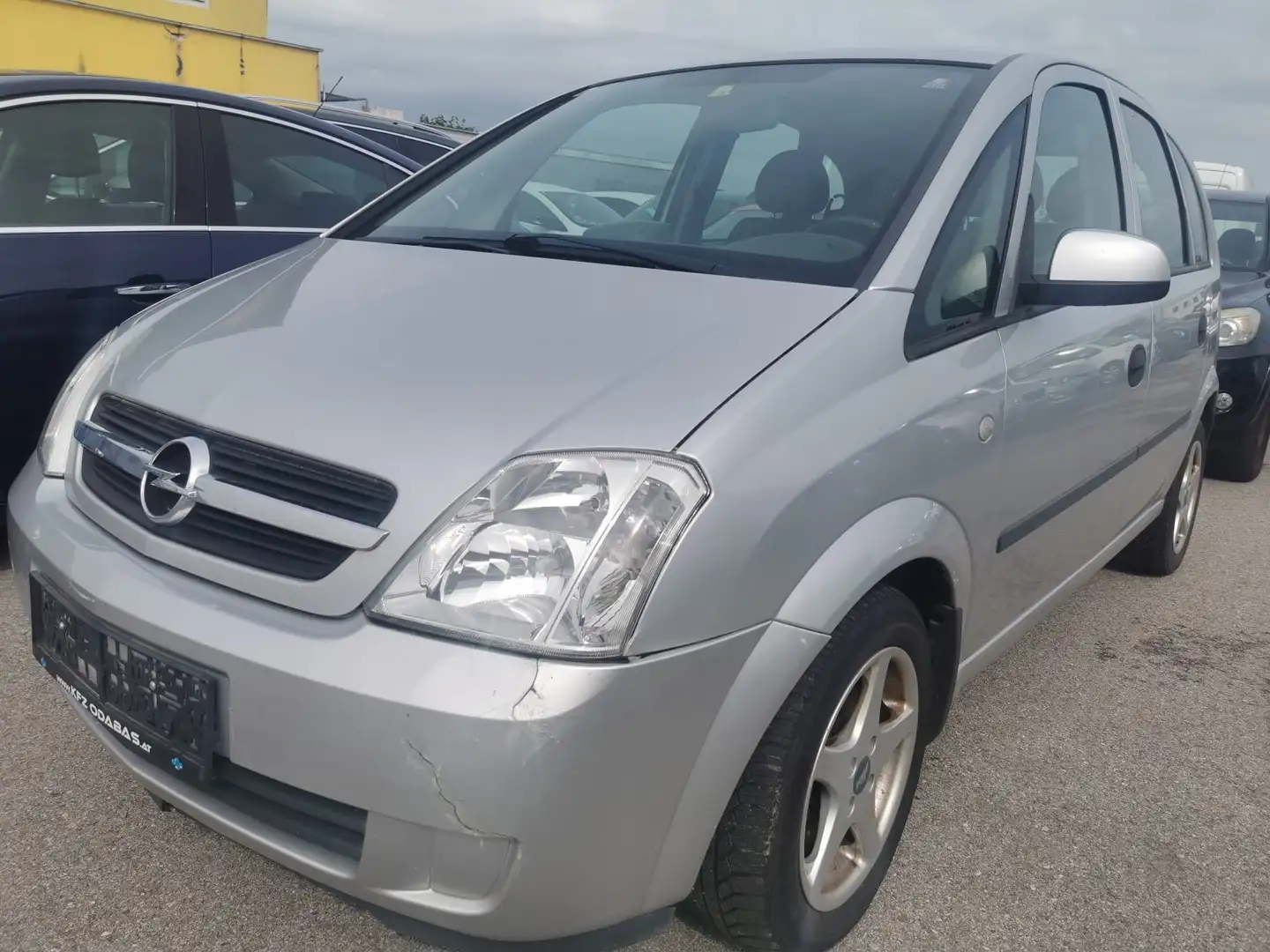 Opel Meriva Grau - 1