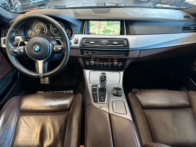 BMW 5 Series view 6