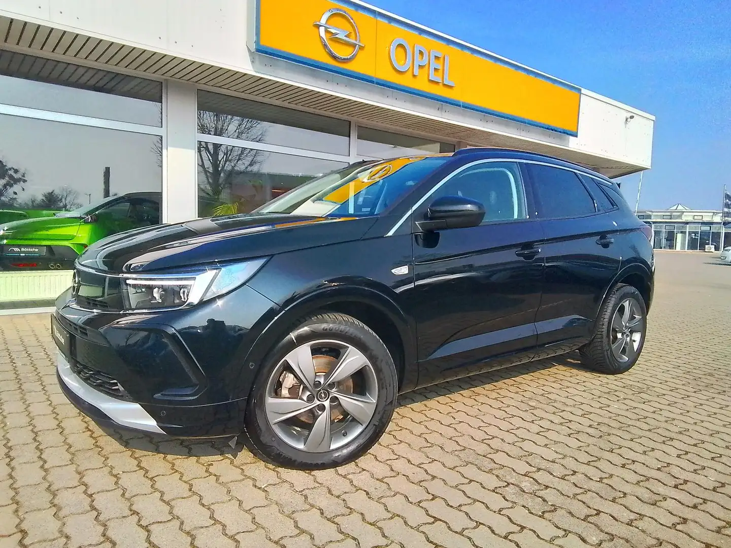 Opel Grandland 1.2 Elegance Noir - 2